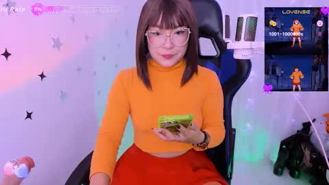 MacarenaIndependent model  online show from October 12, 2025, 8:30 pm