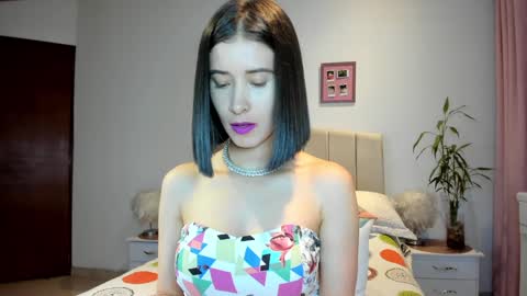 Macarena online show from December 4, 2024, 1:47 am