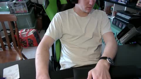 macgargan69 online show from March 21, 2026, 5:05 pm