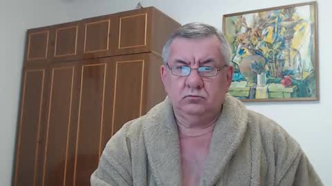 Macho online show from February 11, 2025, 2:02 pm