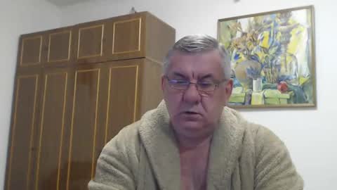 Macho online show from February 17, 2025, 8:04 pm