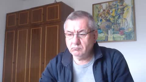 Macho online show from October 3, 2025, 7:16 am