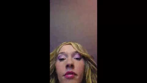 maciimayy online show from November 29, 2025, 5:27 pm