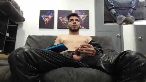 instagram mackdanielsx online show from December 4, 2025, 9:56 pm