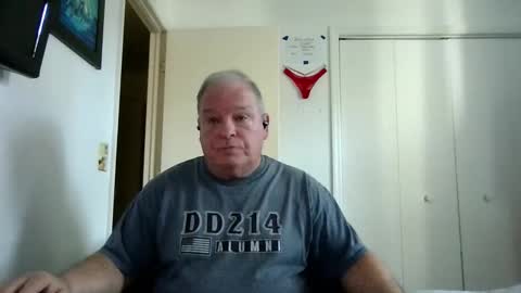 mackdocc001 online show from December 22, 2025, 3:20 pm