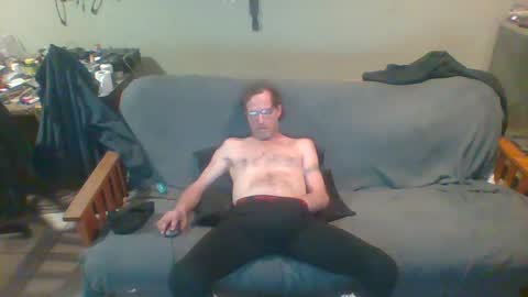 Snapshot of mackdog1369 chatting on March 7, 2025, 1:42 am mackdog1369 online show from March 7, 2025, 1:42 am