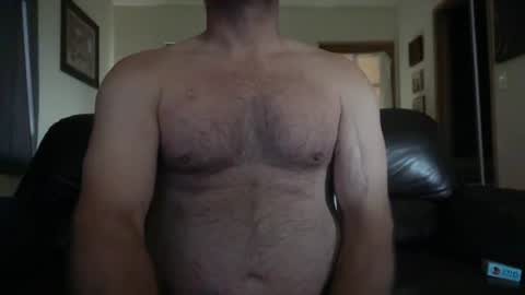 Snapshot of mackincaliallday chatting on July 5, 2026, 2:13 pm MackinCaliAllDay online show from July 5, 2026, 2:13 pm