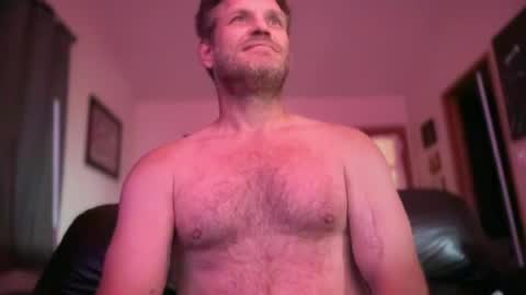 Snapshot of mackincaliallday chatting on July 13, 2026, 10:56 pm MackinCaliAllDay online show from July 13, 2026, 10:56 pm