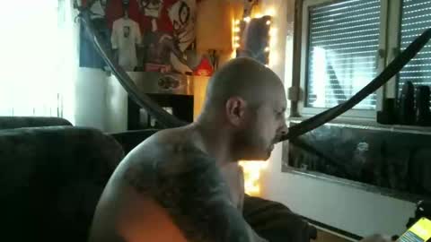 Manuel online show from January 4, 2025, 2:46 pm