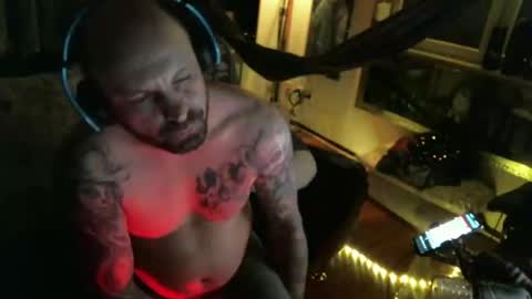 Manuel online show from March 8, 2025, 6:05 pm