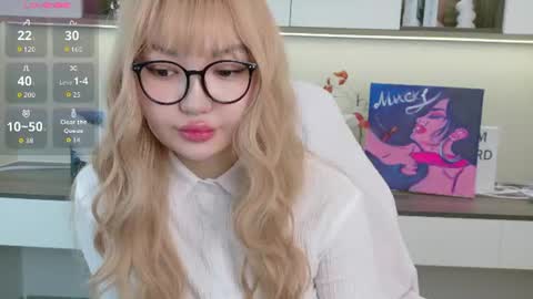 Snapshot of mad_dy chatting on July 6, 2026, 12:02 pm Mad D online show from July 6, 2026, 12:02 pm
