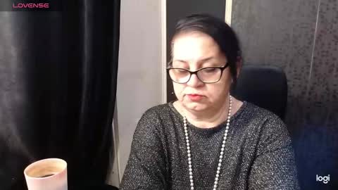 Snapshot of madam_sanjanne chatting on November 7, 2025, 7:36 pm Madam Sanjanne online show from November 7, 2025, 7:36 pm
