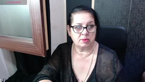 Snapshot of madam_sanjanne chatting on July 22, 2026, 12:35 am Madam Sanjanne online show from July 22, 2026, 12:35 am