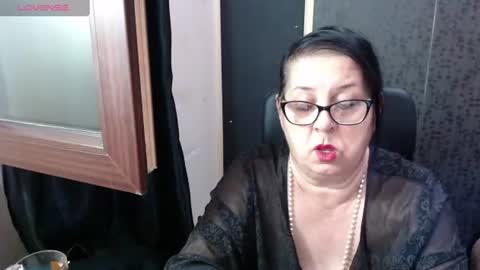 Snapshot of madam_sanjanne chatting on July 26, 2026, 3:25 am Madam Sanjanne online show from July 26, 2026, 3:25 am