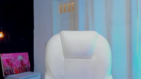  madame lilith  online show from January 17, 2025, 5:30 pm