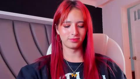  madame lilith  online show from January 26, 2025, 2:52 pm