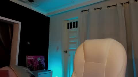  madame lilith  online show from February 27, 2025, 11:10 am