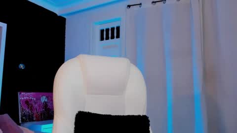  madame lilith  online show from March 3, 2025, 11:22 am