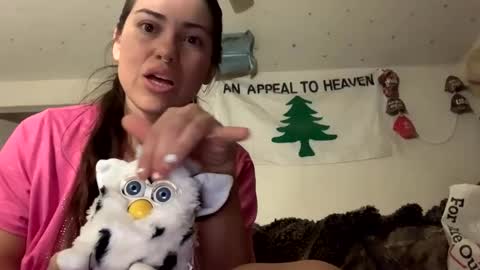 SummerPeach online show from December 15, 2024, 5:56 am