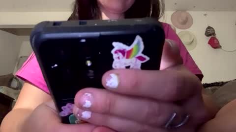 SummerPeach online show from January 8, 2025, 2:25 am