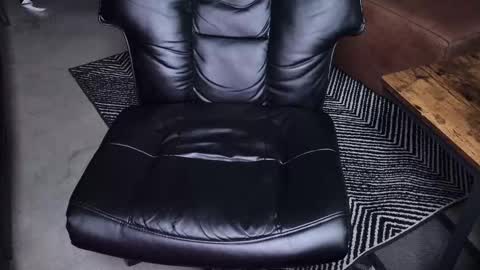 Madan Hayes online show from February 16, 2025, 2:53 am