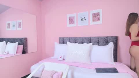 Maddie online show from October 15, 2025, 6:52 pm