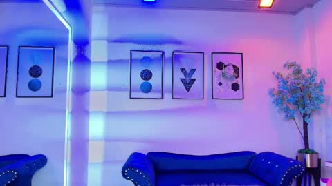 maddie_t18 online show from March 31, 2026, 11:32 am