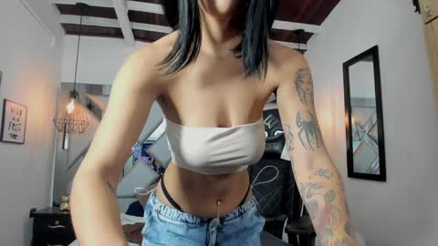 Snapshot of maddiiebrooks chatting on January 16, 2025, 10:23 pm Maddie online show from January 16, 2025, 10:23 pm