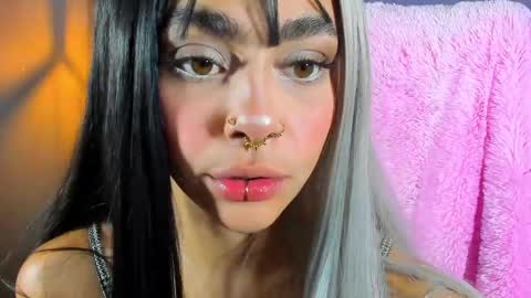 Snapshot of maddiiebrooks chatting on January 17, 2025, 4:26 pm Maddie online show from January 17, 2025, 4:26 pm