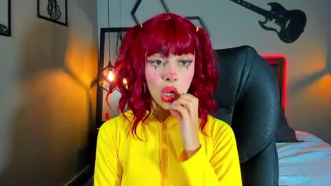 Snapshot of maddiiebrooks chatting on January 19, 2025, 9:34 pm Maddie online show from January 19, 2025, 9:34 pm