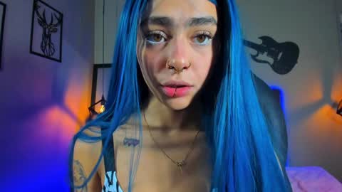 Snapshot of maddiiebrooks chatting on February 5, 2025, 1:00 pm Maddie online show from February 5, 2025, 1:00 pm