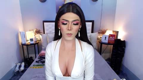 M A D D Y online show from September 20, 2025, 2:34 am