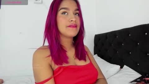 Snapshot of maddy1_1 chatting on December 16, 2025, 7:19 pm maddy1_1 online show from December 16, 2025, 7:19 pm