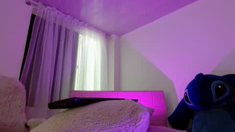 Maddy UwU online show from February 13, 2025, 3:56 pm