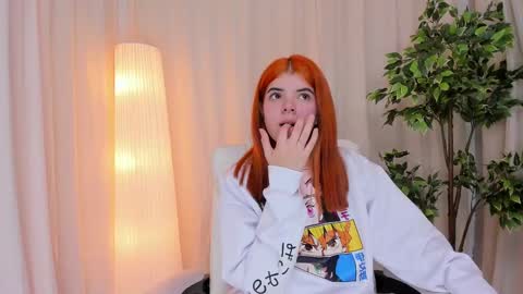 Maddy Please help me with your thumbs up its important online show from February 17, 2025, 3:47 am