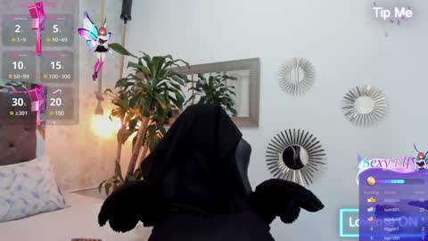 Maddy online show from January 23, 2025, 2:33 am