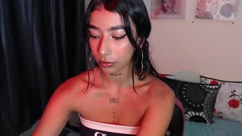 Snapshot of maddy_parker_ chatting on February 21, 2025, 6:18 am Maddy Parker online show from February 21, 2025, 6:18 am