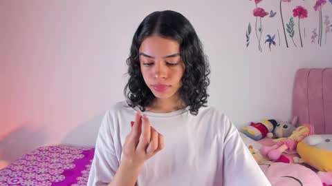 Snapshot of maddy_parker__ chatting on April 16, 2026, 8:42 pm maddy_parker__ online show from April 16, 2026, 8:42 pm