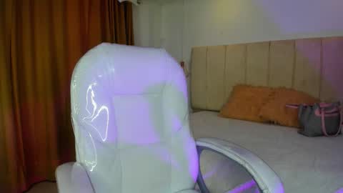 Maddy online show from October 28, 2025, 2:59 am