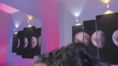 Maddy  online show from January 24, 2025, 8:22 pm