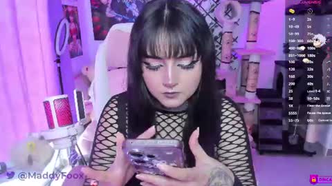 Snapshot of maddyfoox chatting on July 12, 2026, 10:45 pm Maddy Foox online show from July 12, 2026, 10:45 pm