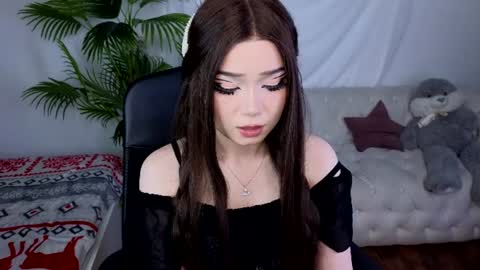 Snapshot of maddymystie chatting on June 27, 2026, 2:23 pm Maddy online show from June 27, 2026, 2:23 pm