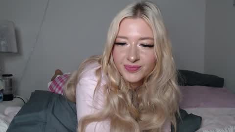 maddyyy call me yours tho online show from March 2, 2026, 11:11 pm