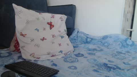 Snapshot of made_x_heaven chatting on April 25, 2026, 11:02 am Julia online show from April 25, 2026, 11:02 am