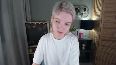 madelaines online show from January 14, 2026, 10:54 am