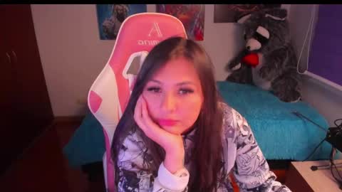 Emily     Only Fans  online show from February 19, 2025, 4:44 am