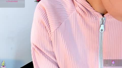 Madelin Clerk online show from December 24, 2024, 1:50 pm