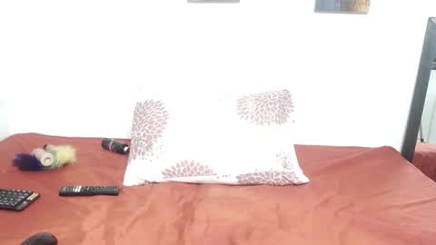 Madeline online show from October 4, 2025, 12:03 pm