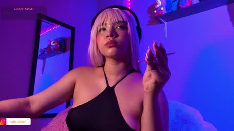 Madeline  online show from January 4, 2025, 7:45 am