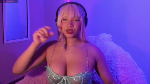 Madeline  online show from January 21, 2025, 4:43 am